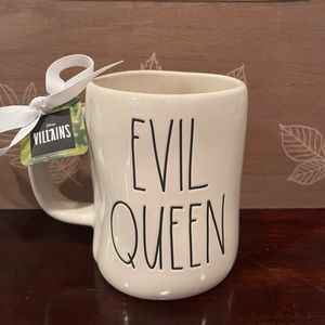 Rae Dunn 2023 Evil Queen Snow White Mug! With poison apple inside! 2 sided mug!